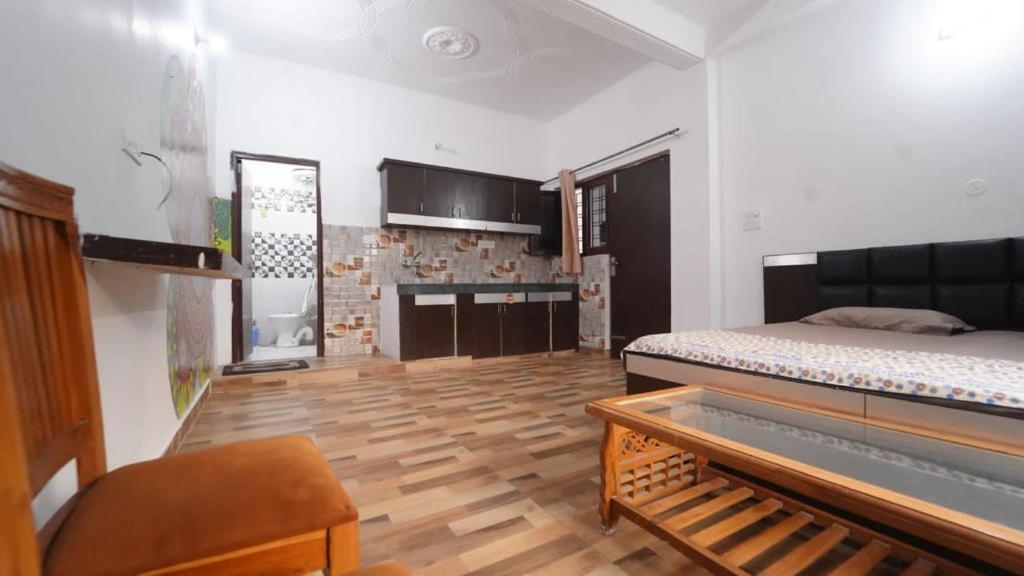 Ananta Residency Hotel ริชิเคช ภายนอก รูปภาพ