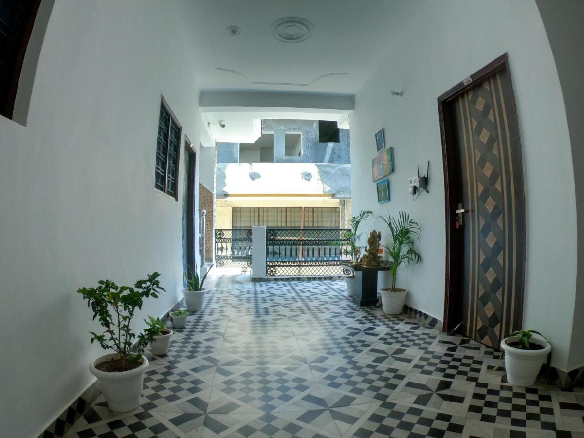 Ananta Residency Hotel ริชิเคช ภายนอก รูปภาพ