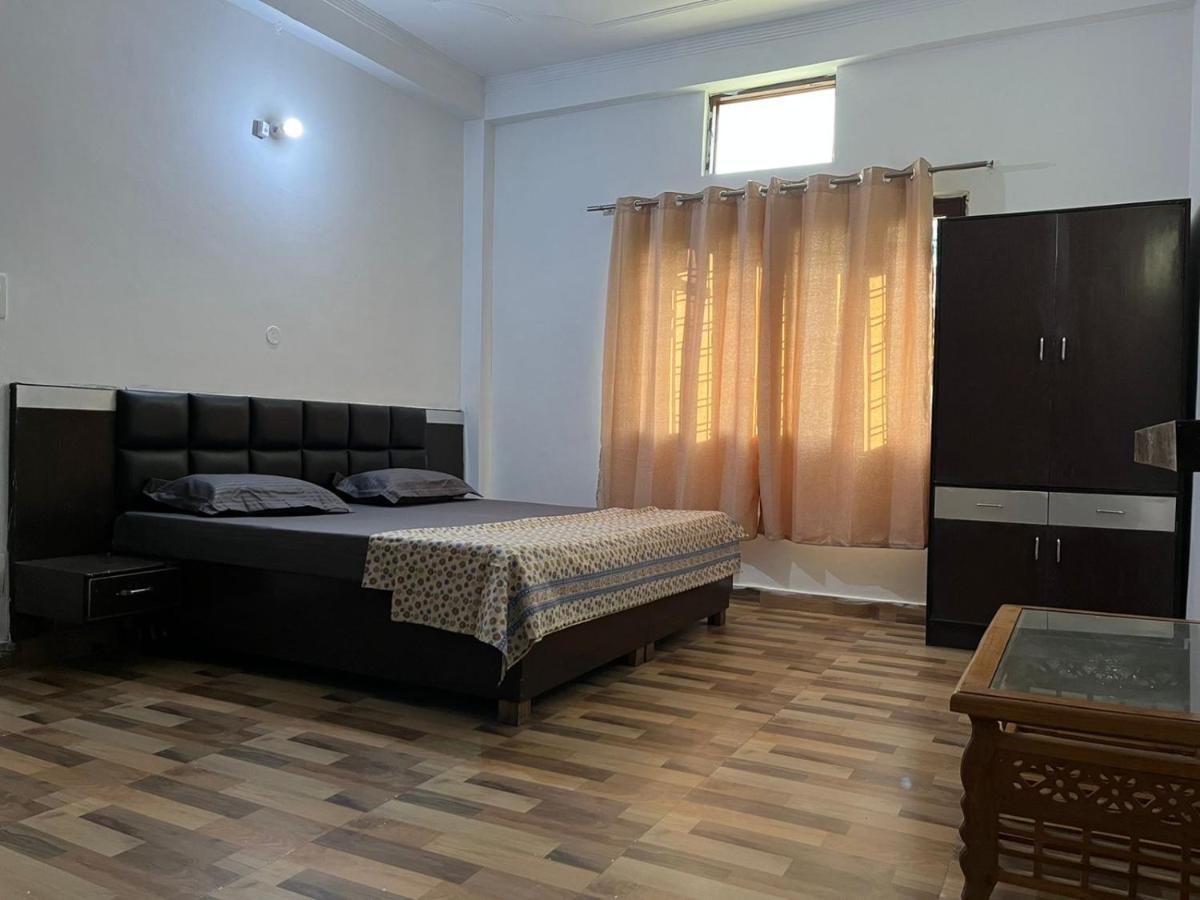 Ananta Residency Hotel ริชิเคช ภายนอก รูปภาพ
